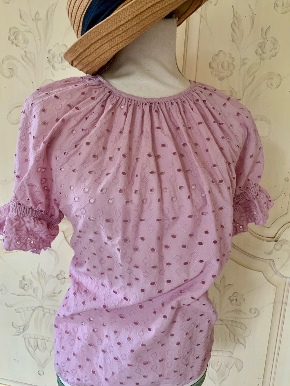 Universal Thread Lilac Eyelet Puff-Sleeve Blouse
